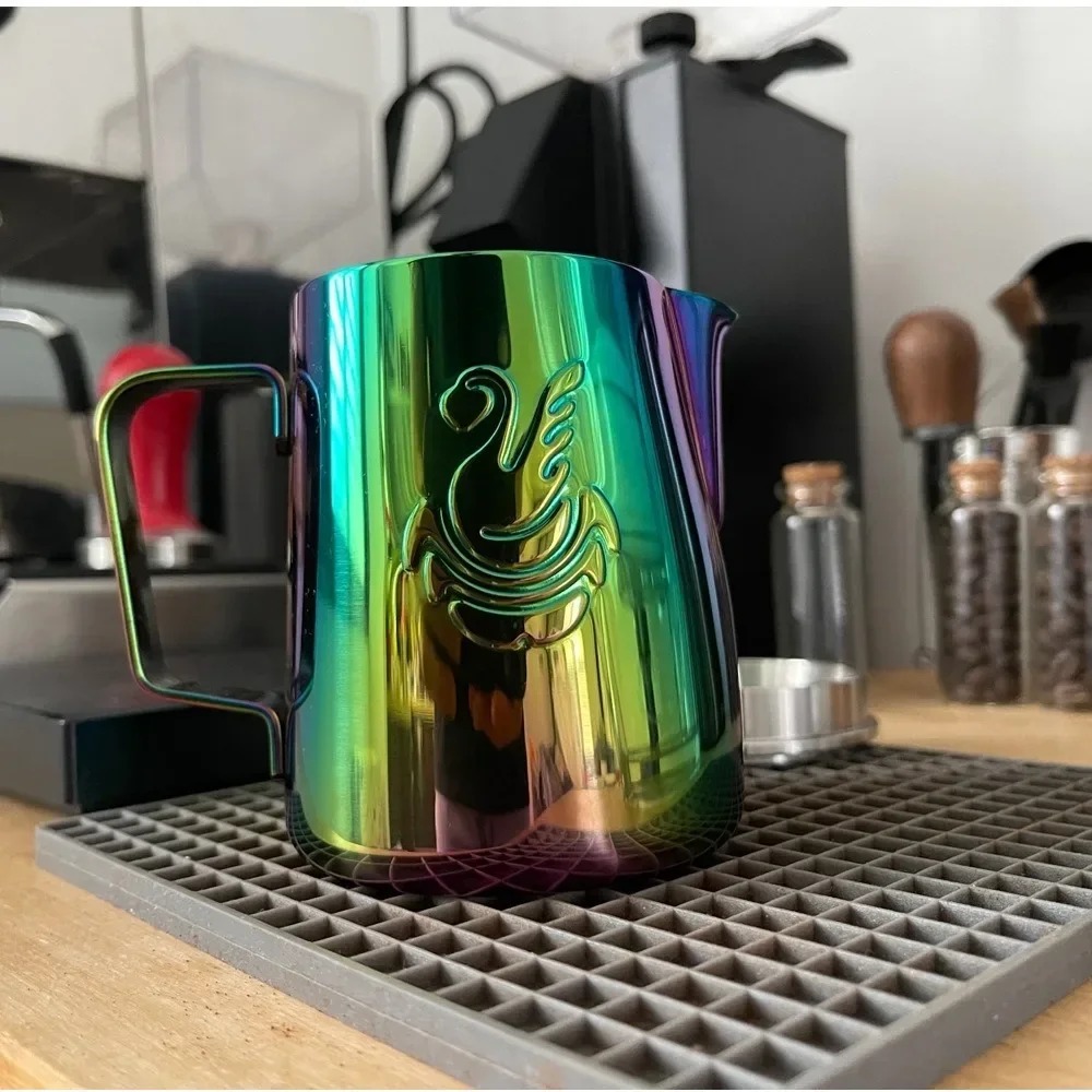Barista Milk Jug - 1個 600ml ミルクジャグ スチーム泡立てピッチャー ステンレス鋼 ノンスティック