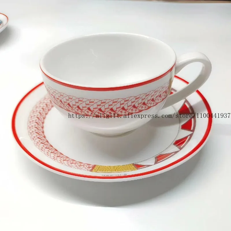 ボーンチャイナファミリー高級ボーンチャイナコーヒーカップセッ - Coffee Tea And Sugar Set のレビューと価格