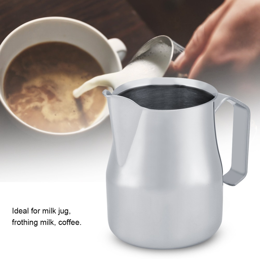 ステンレス製コーヒージャグ シルバー 750ml/25oz  - Barista Milk Jug のレビューと価格